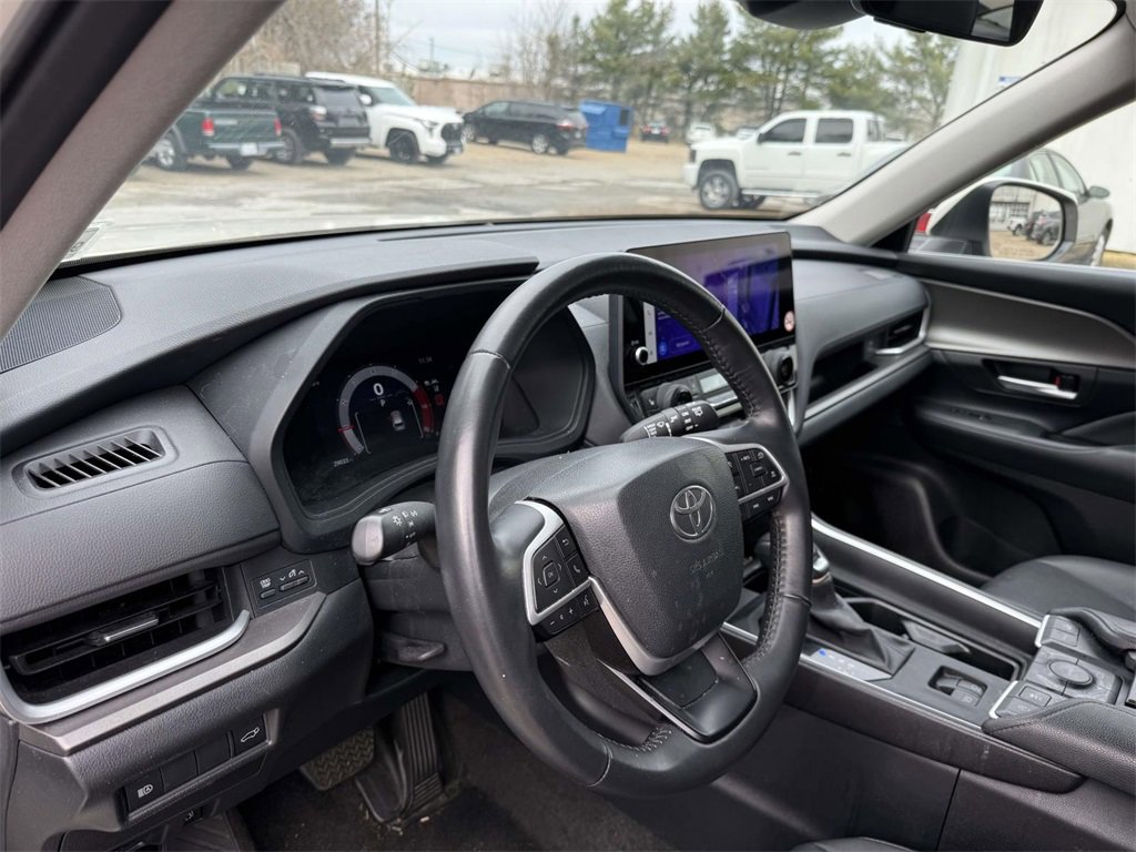 Used 2024 Toyota Grand Highlander XLE image 12