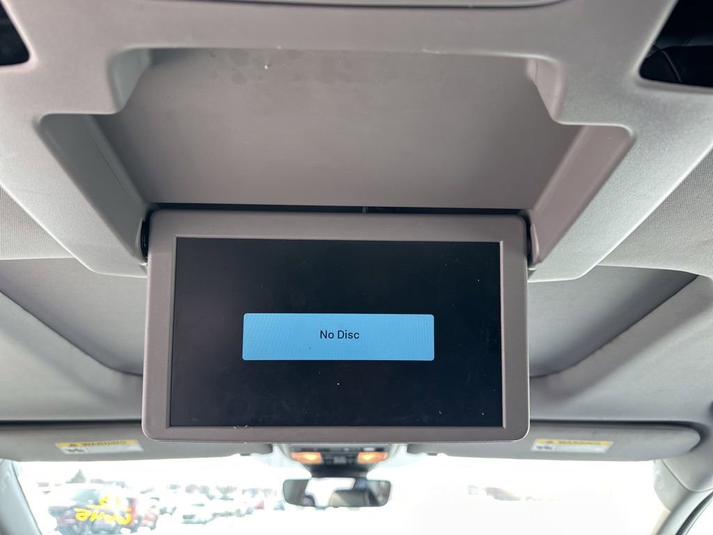 Used 2023 Honda Odyssey Elite image 5