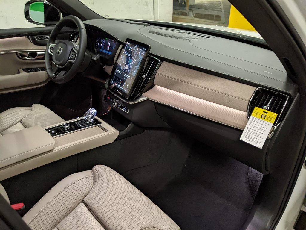 New 2026 Volvo XC90 B6 Ultra w/ Protection Package Premier AWD/4WD image 21