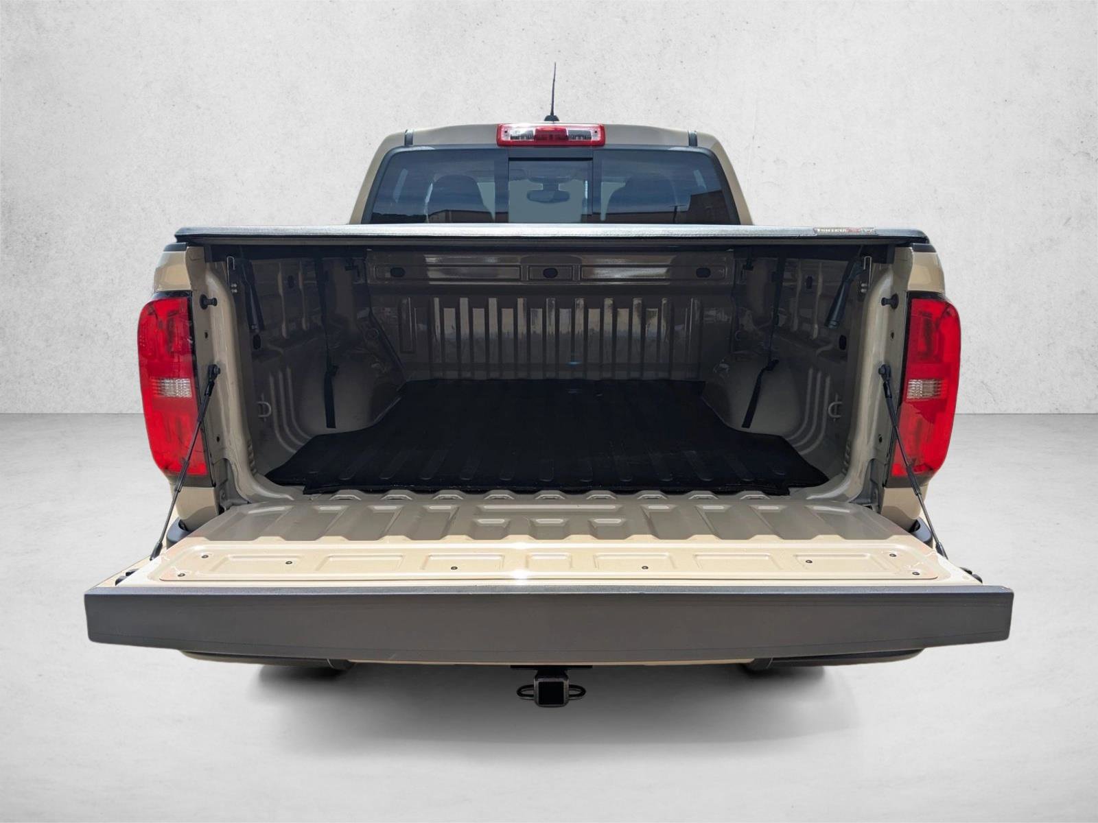 Used 2022 Chevrolet Colorado Z71 AWD/4WD image 6