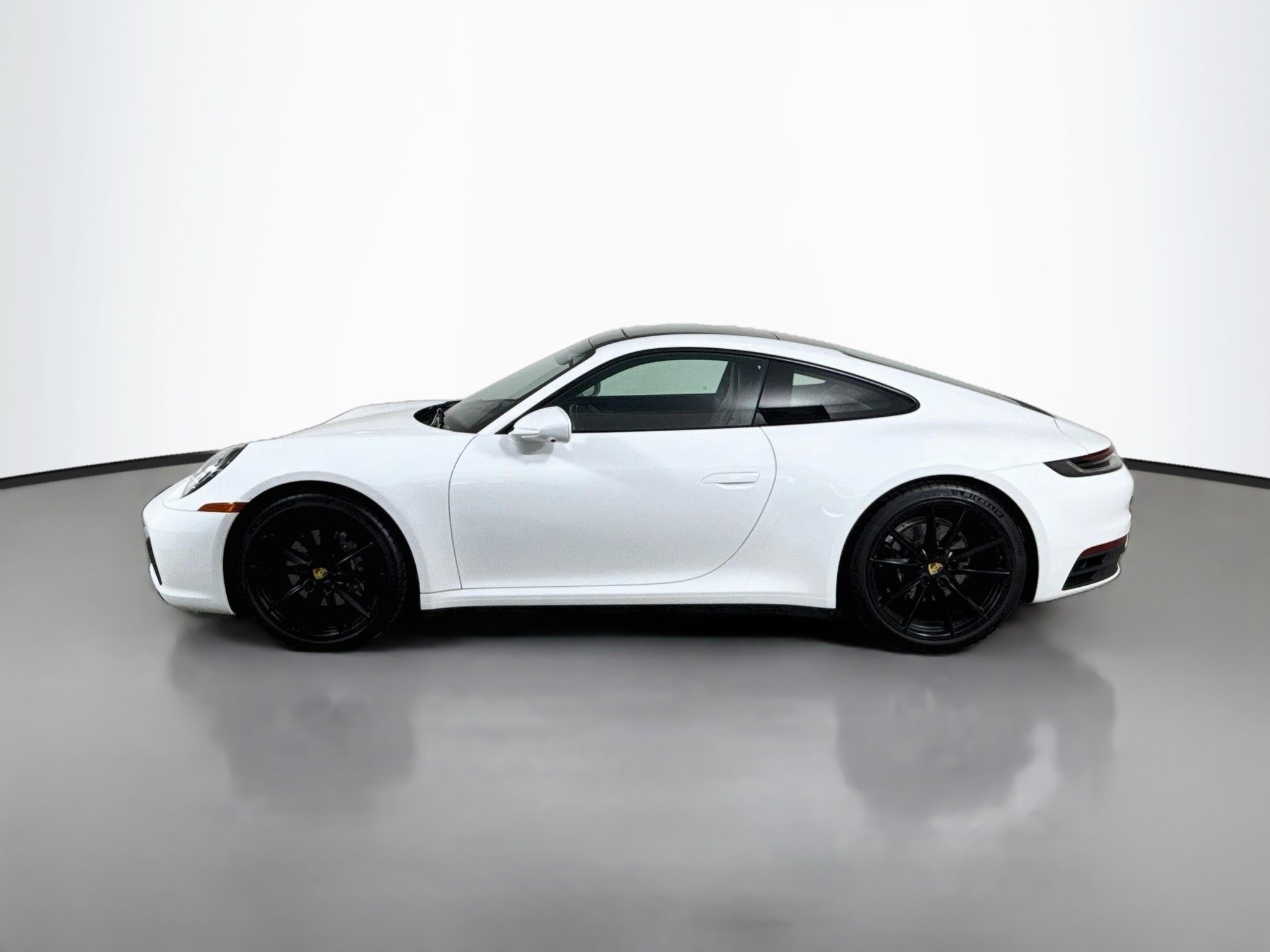 Used 2024 Porsche 911 Carrera 4 w/ Sport Package AWD/4WD image 2