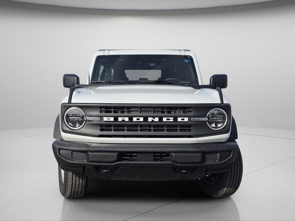 New 2025 Ford Bronco 4-Door AWD/4WD image 3