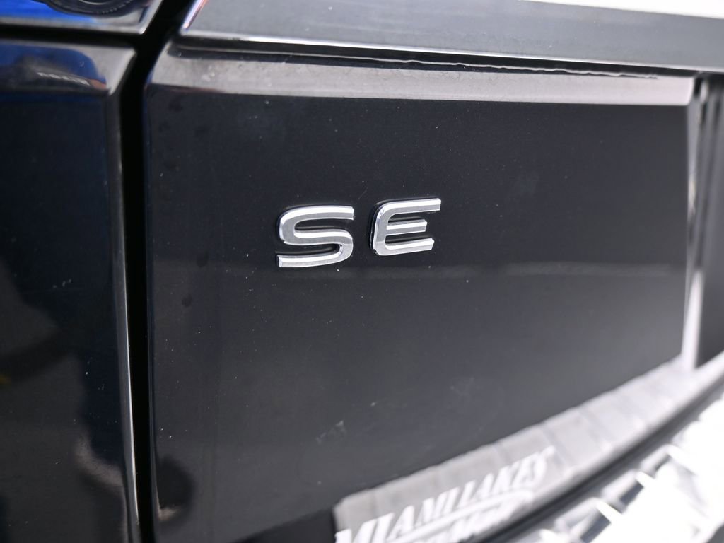 Used 2022 Volkswagen Atlas SE image 40