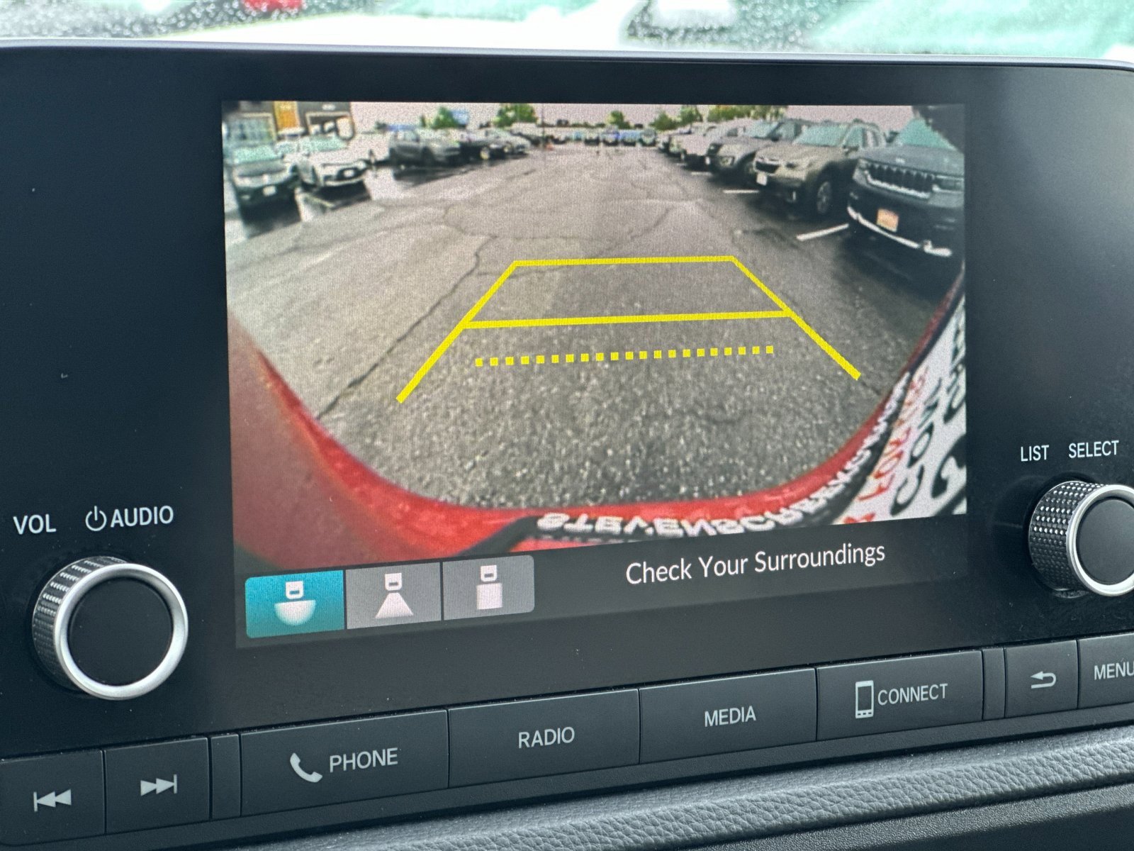 Used 2023 Honda CR-V LX image 17