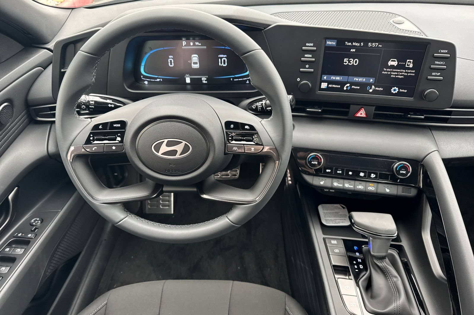Certified 2026 Hyundai Elantra SEL Sport FWD image 17