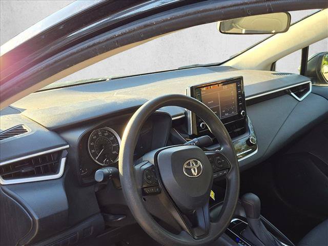 Used 2020 Toyota Corolla LE FWD image 8
