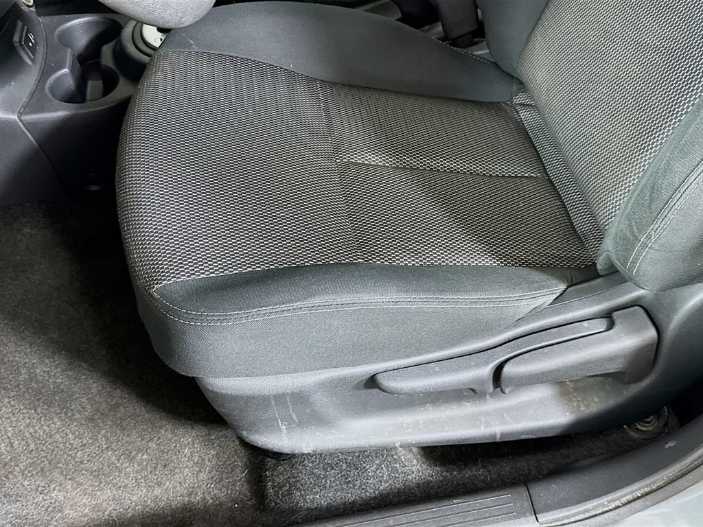 Used 2017 Nissan Versa SV FWD image 21