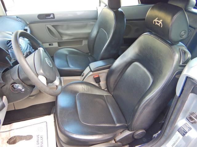 Used 2004 Volkswagen Beetle GL image 11