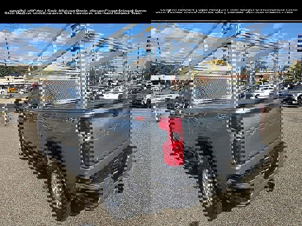 Used 2024 Chevrolet Silverado 2500 LT w/ Convenience Package image 5