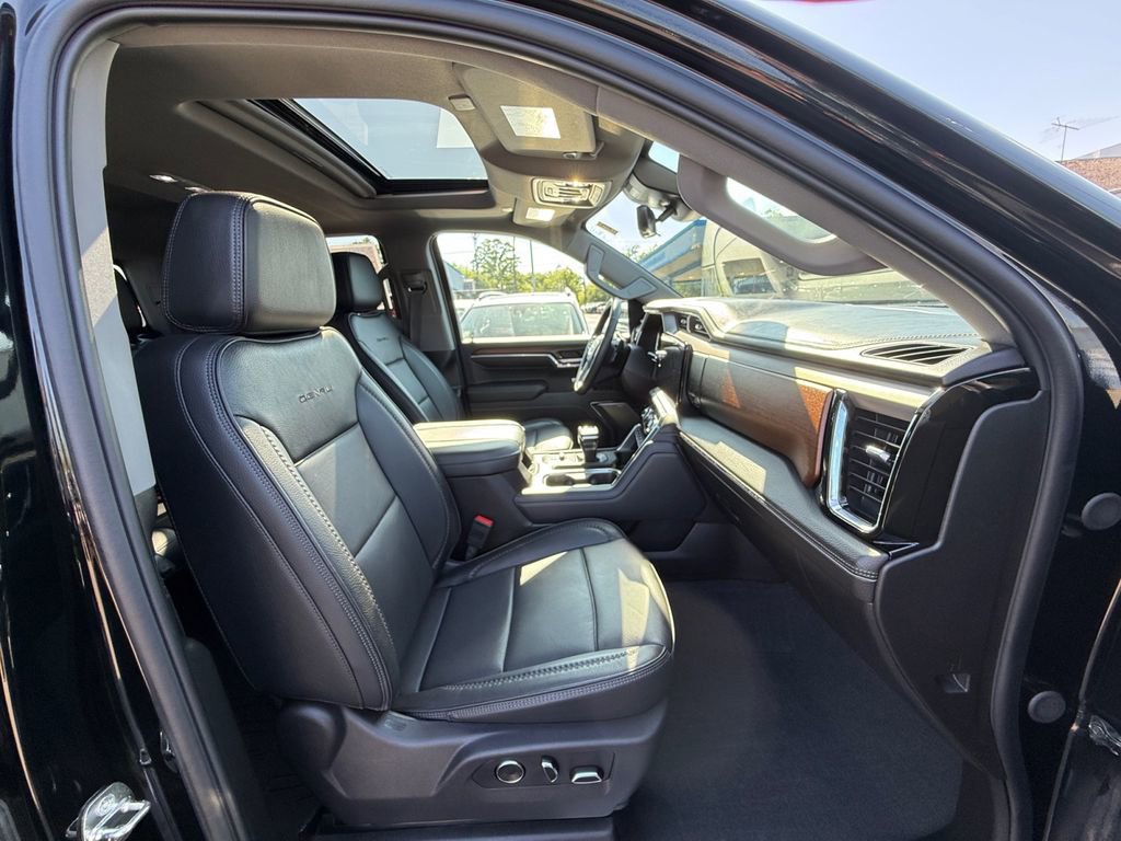 Used 2024 GMC Sierra 1500 Denali w/ Denali Reserve Package AWD/4WD image 27