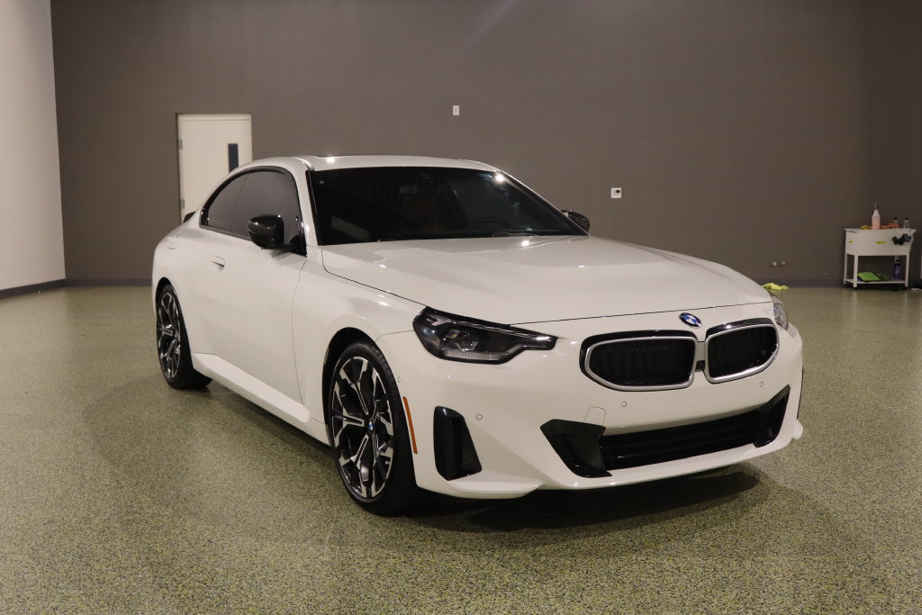 Used 2025 BMW 230i Coupe RWD image 1