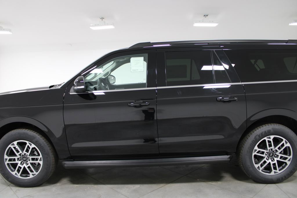 New 2026 Ford Expedition Max Active image 5