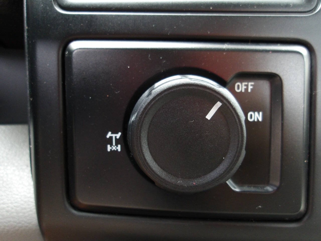 Used 2019 Ford F150 XL w/ Equipment Group 101A Mid RWD image 16