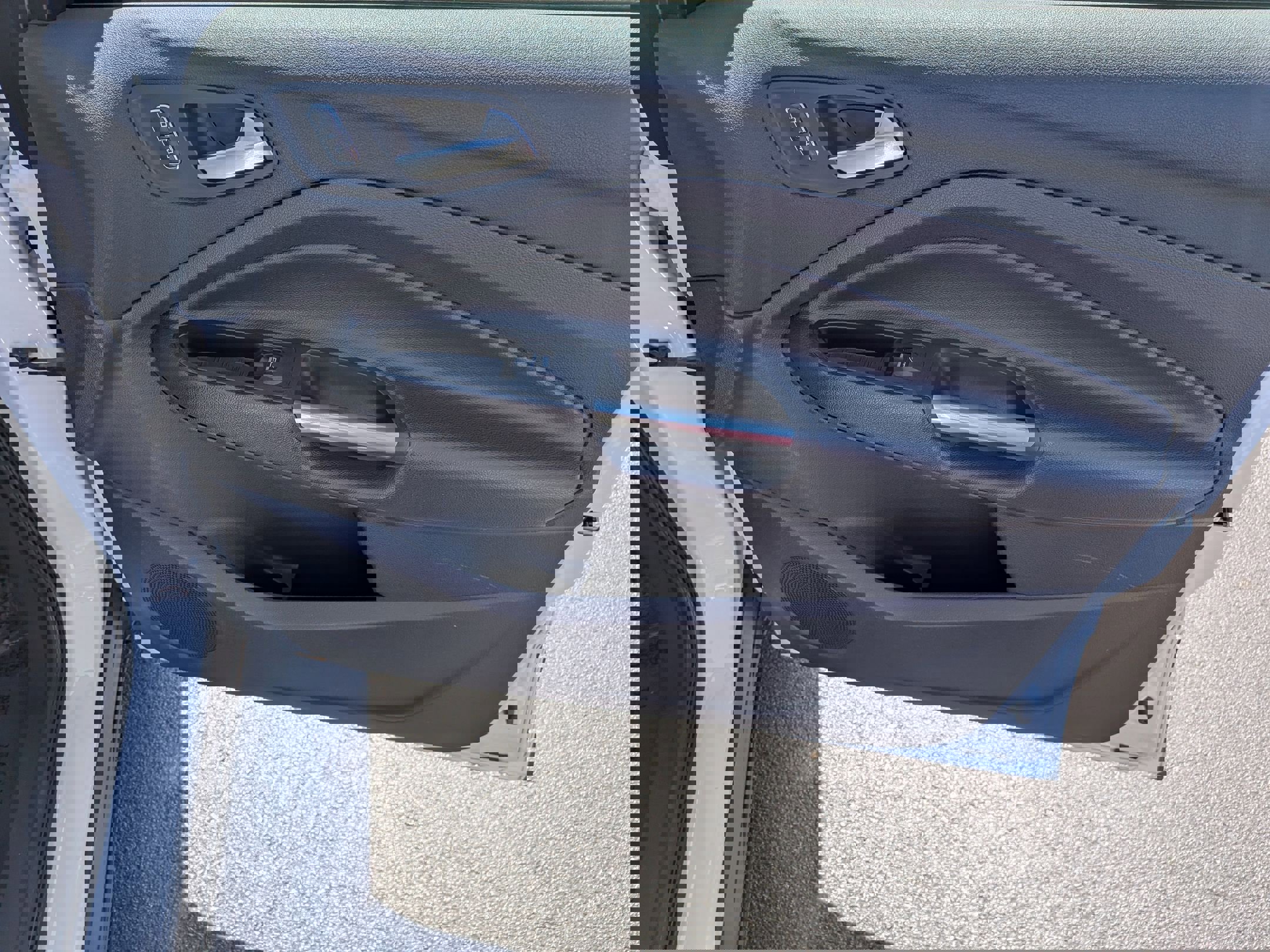 Used 2016 Ford Escape Titanium w/ Equipment Group 301A FWD image 32