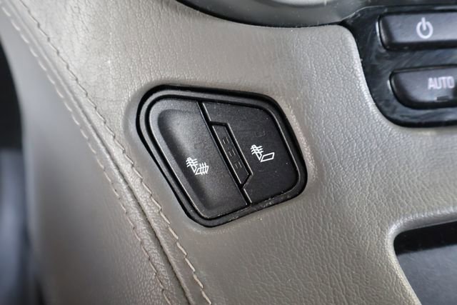 Used 2020 Chevrolet Tahoe LT w/ Luxury Package RWD image 31