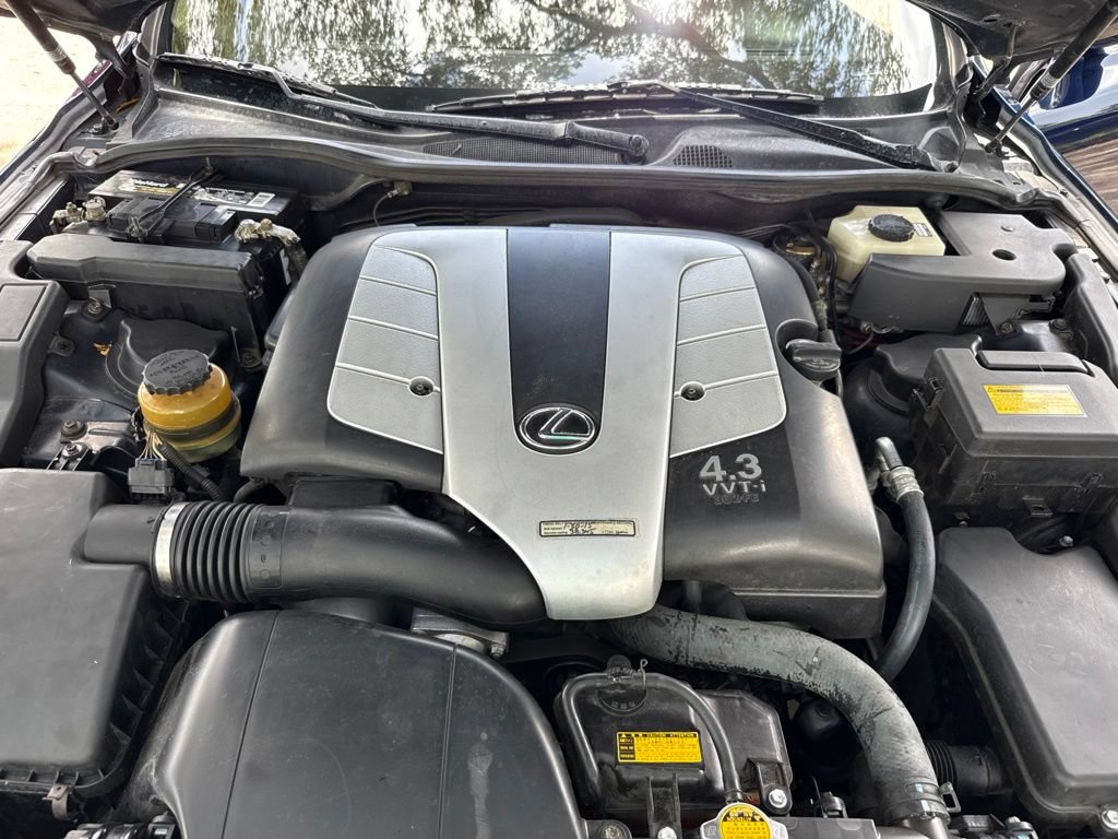 Used 2005 Lexus SC 430 Convertible RWD image 32