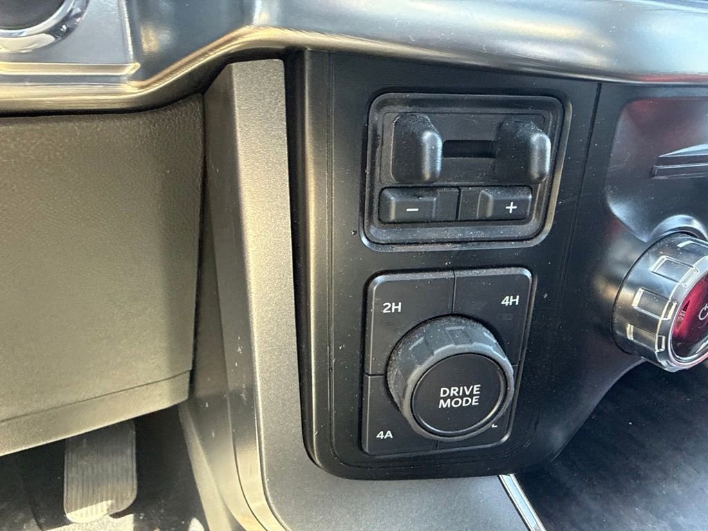 Used 2023 Ford F150 Lariat AWD/4WD image 24