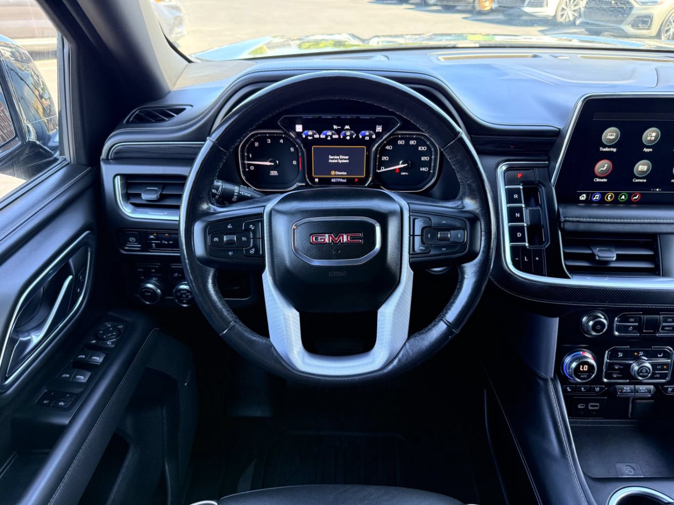 Used 2021 GMC Yukon SLT w/ Rear Media and Nav Package AWD/4WD image 11