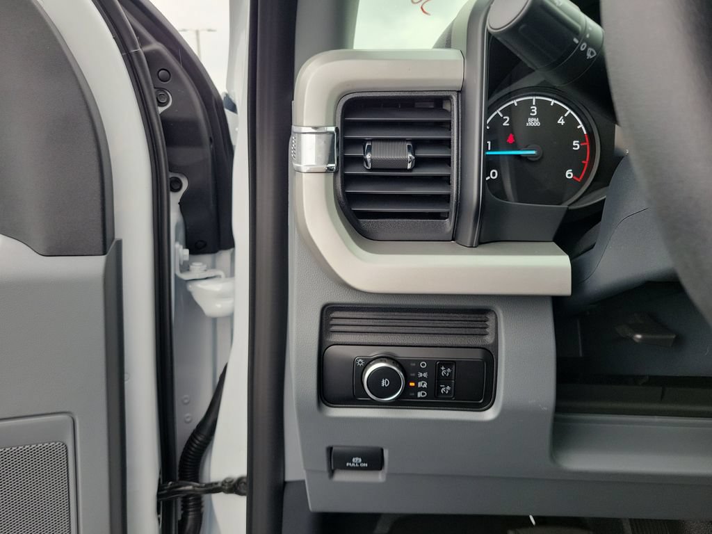 New 2026 Ford F550 4x4 Regular Cab Super Duty image 22