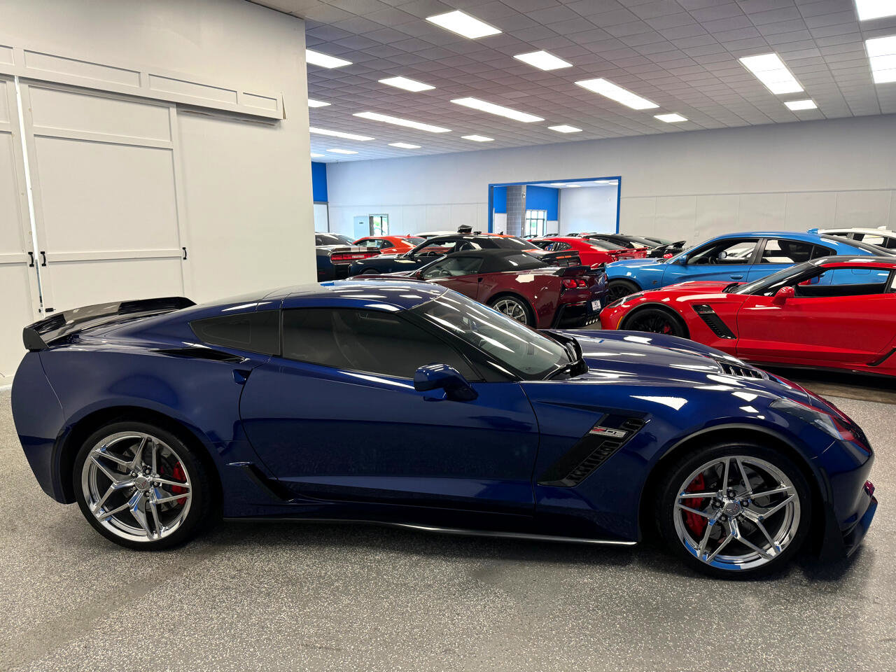 Used 2016 Chevrolet Corvette Z06 w/ 2LZ Preferred Equipment Group image 7