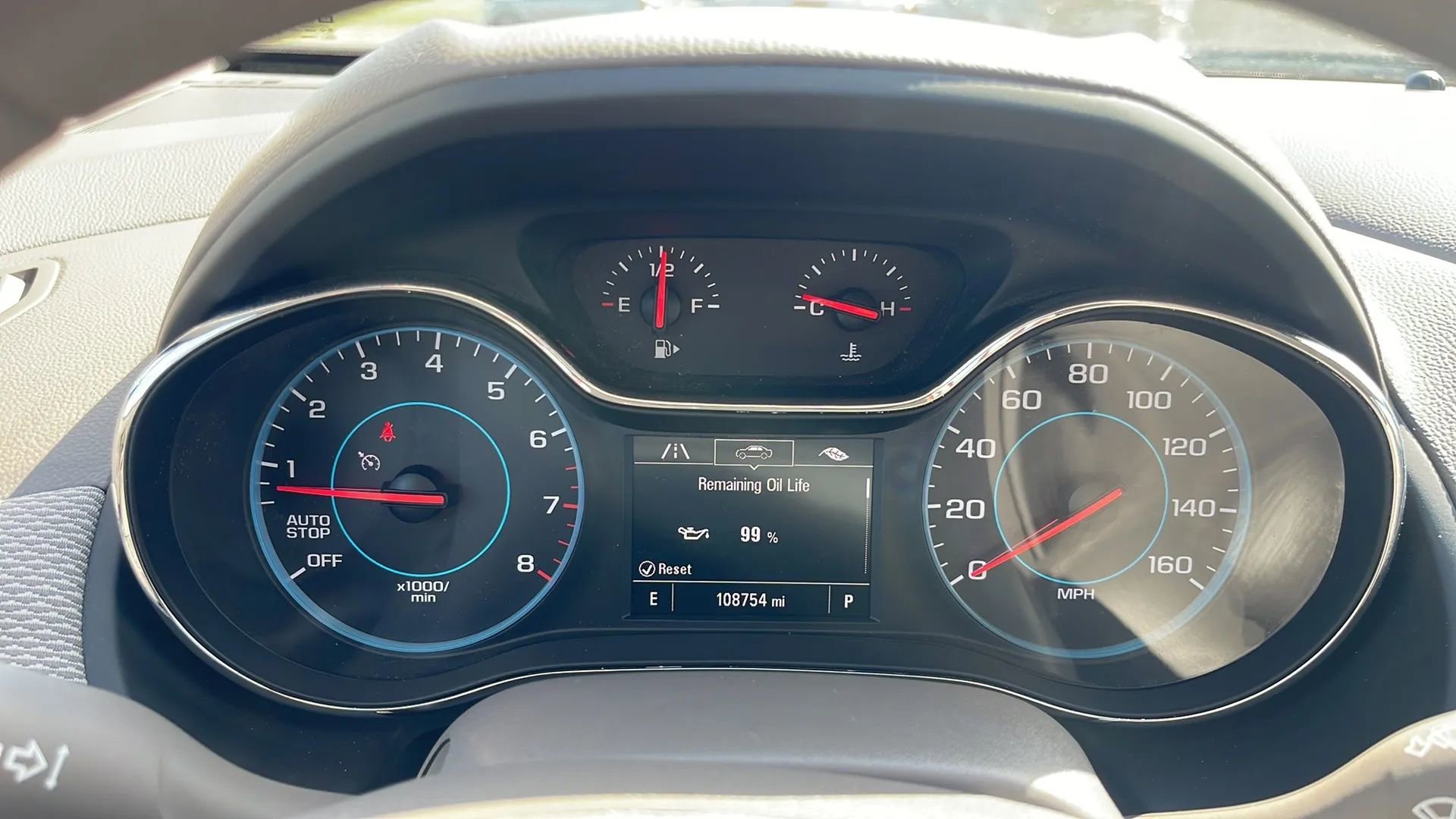 Used 2017 Chevrolet Cruze LT w/ Convenience Package image 21