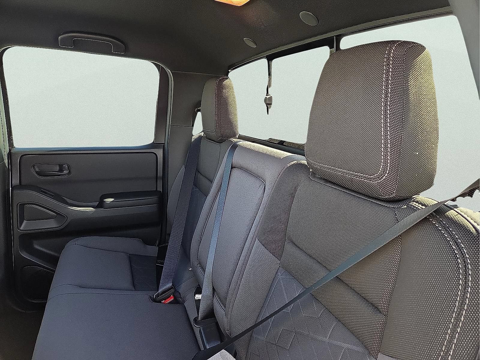 New 2026 Nissan Frontier SV w/ Tow Package AWD/4WD image 10