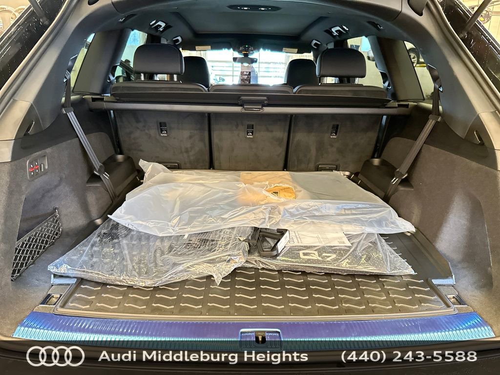 Used 2026 Audi Q7 3.0T Premium w/ Convenience Plus Package image 25