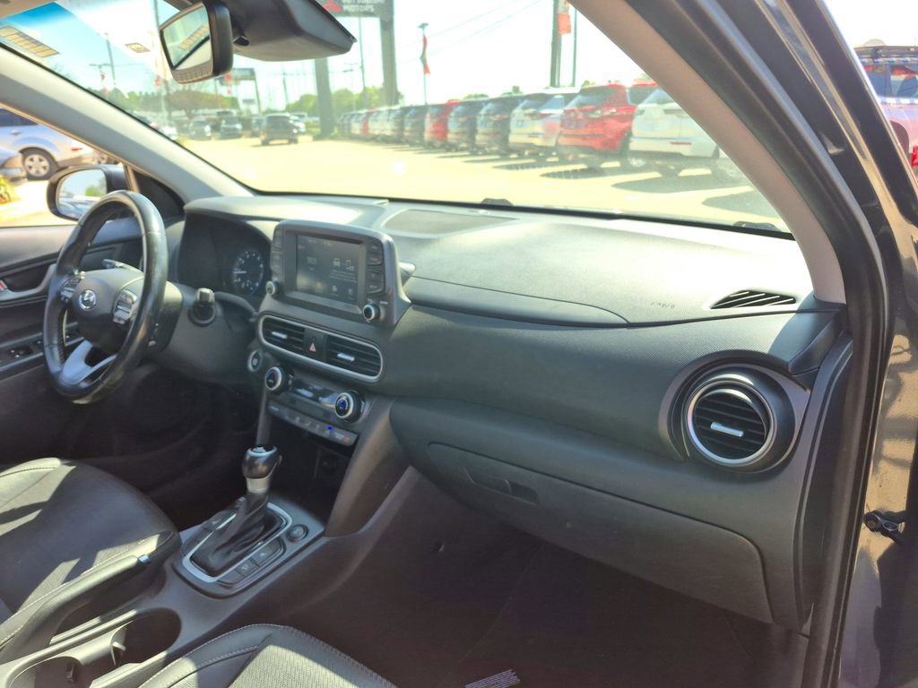 Used 2019 Hyundai Kona Limited image 21