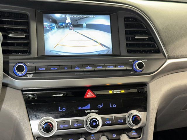 Used 2020 Hyundai Elantra SEL FWD image 24