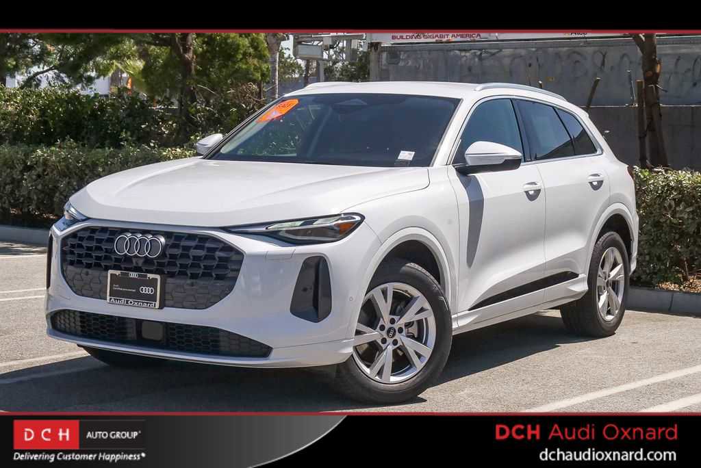Certified 2025 Audi Q5 Premium w/ Convenience Package