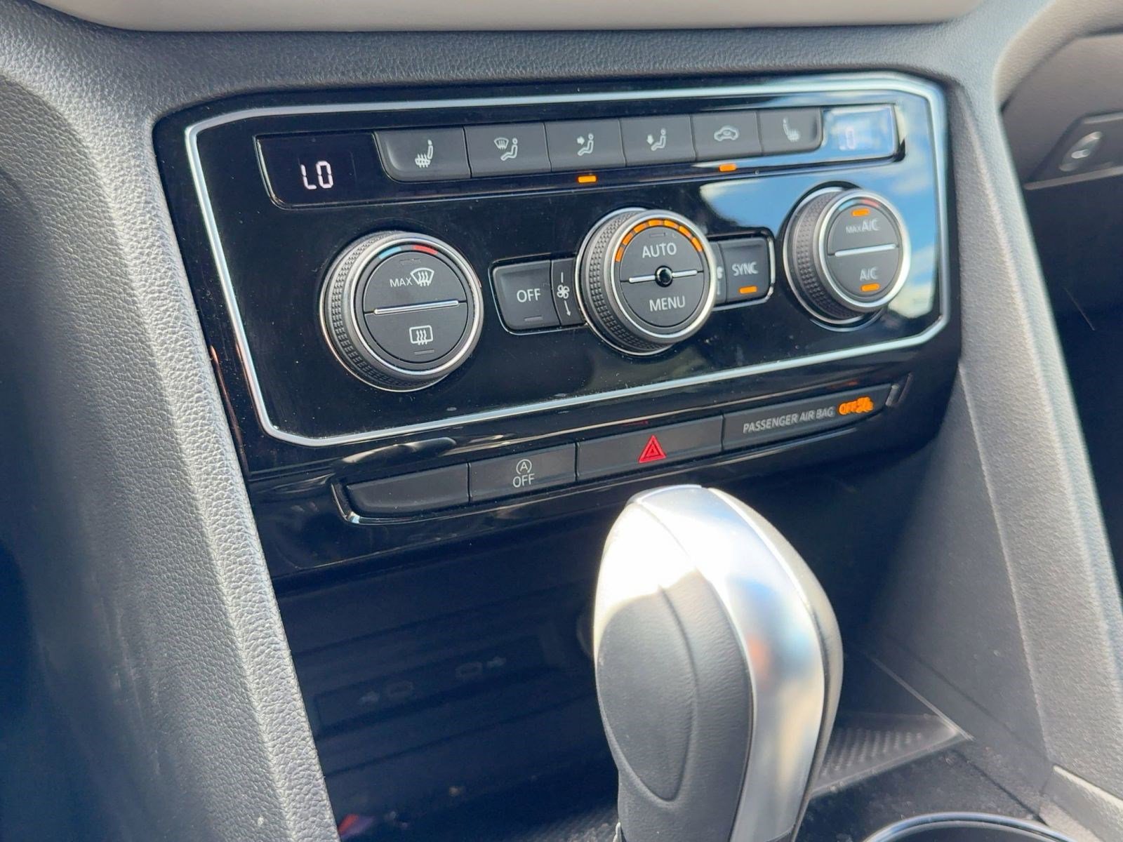 Used 2023 Volkswagen Atlas Cross Sport SEL R-Line image 19