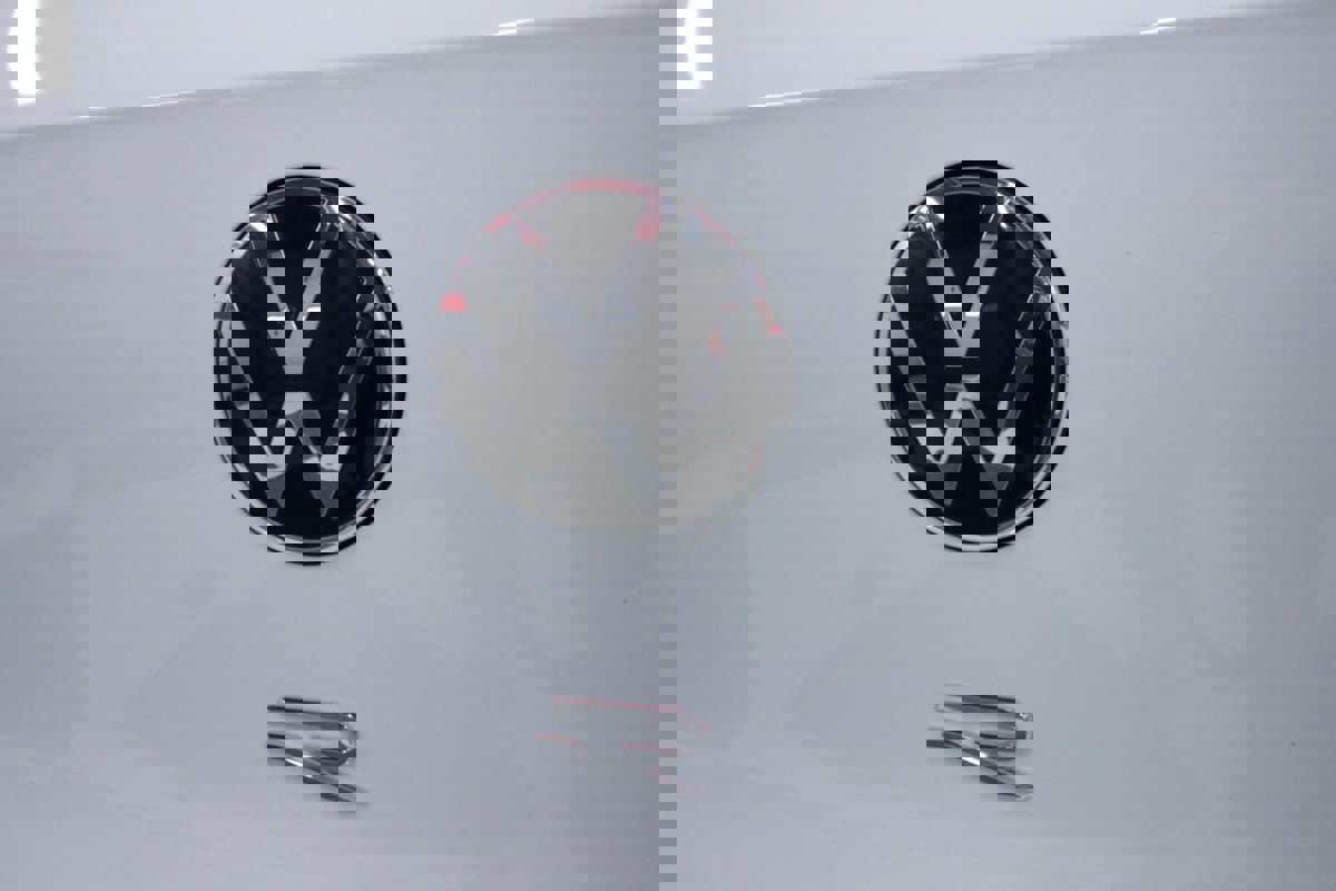 Used 2024 Volkswagen Golf R image 31