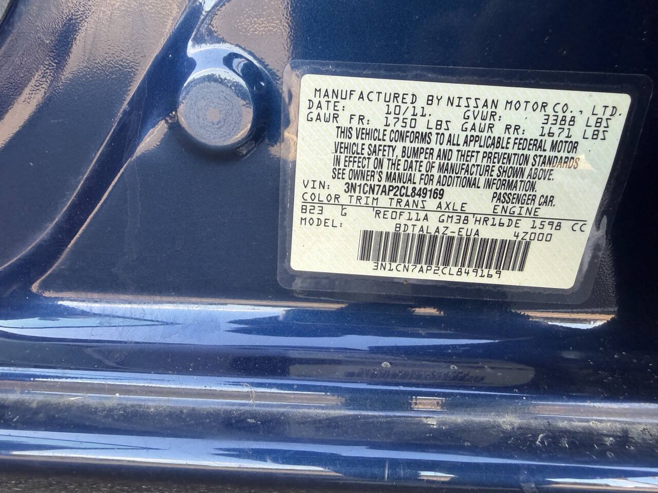 Used 2012 Nissan Versa S FWD image 17