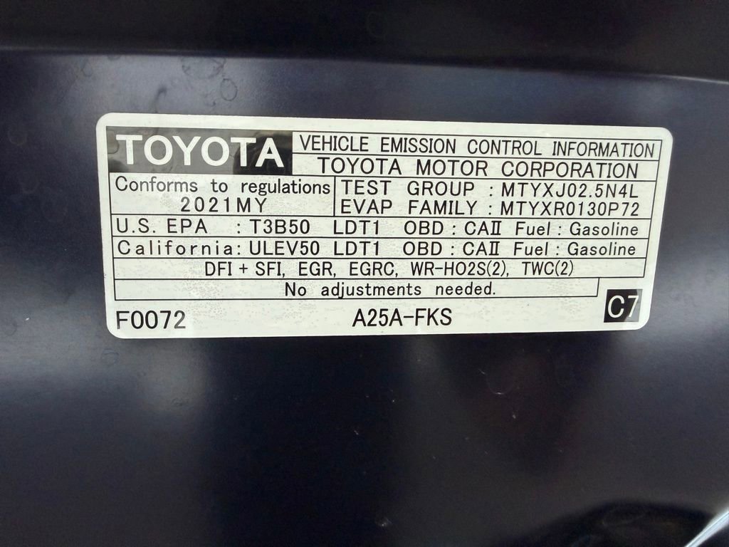 Certified 2021 Toyota RAV4 XLE AWD/4WD image 33