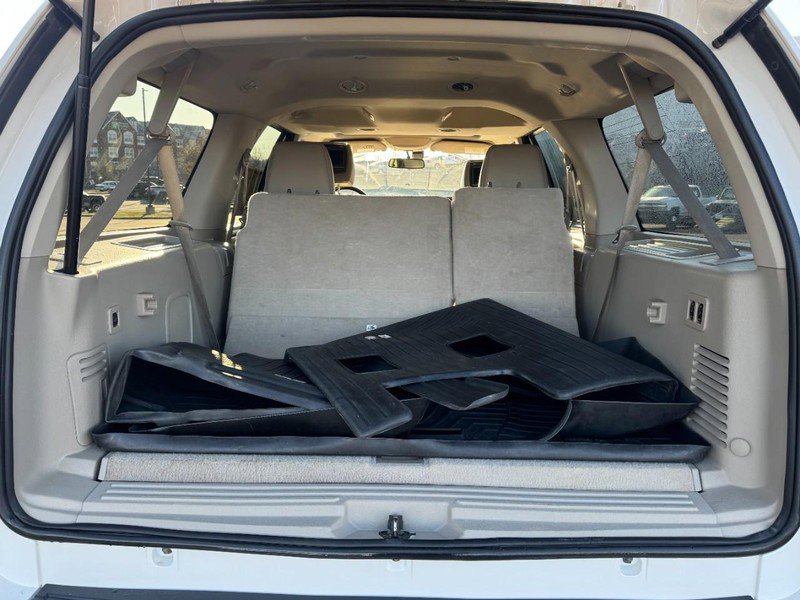 Used 2015 Lincoln Navigator L 4WD image 6