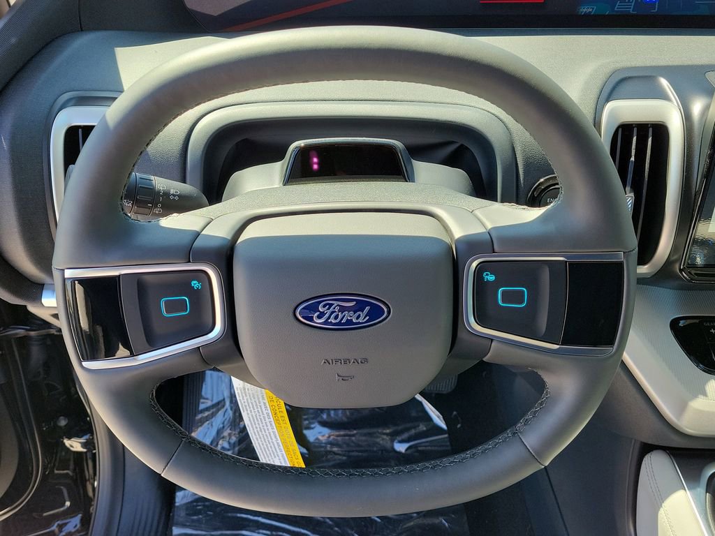 New 2026 Ford Expedition Active image 15