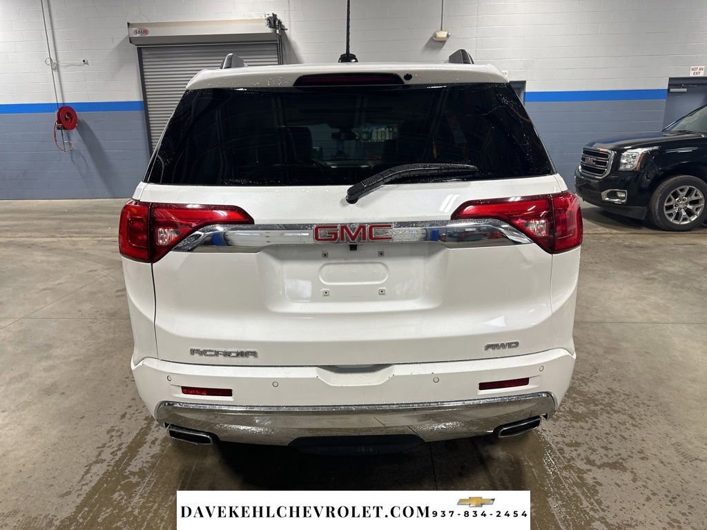 Used 2017 GMC Acadia Denali w/ Technology Package image 4