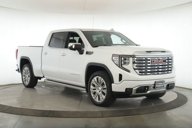 Used 2024 GMC Sierra 1500 Denali w/ Denali Reserve Package image 2