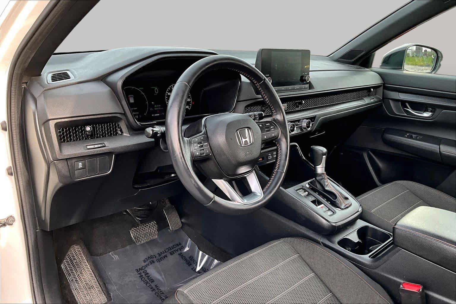 Used 2024 Honda CR-V Sport image 17