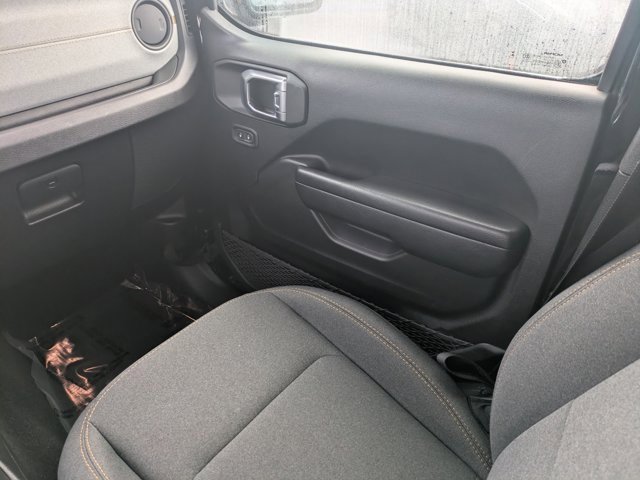 Used 2024 Jeep Gladiator Sport image 14