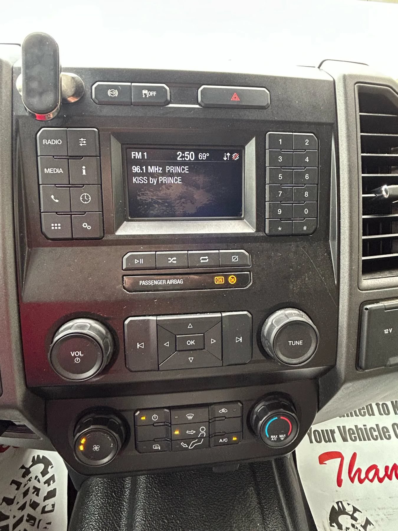 Used 2022 Ford F350 XL w/ Power Equipment Group AWD/4WD image 19