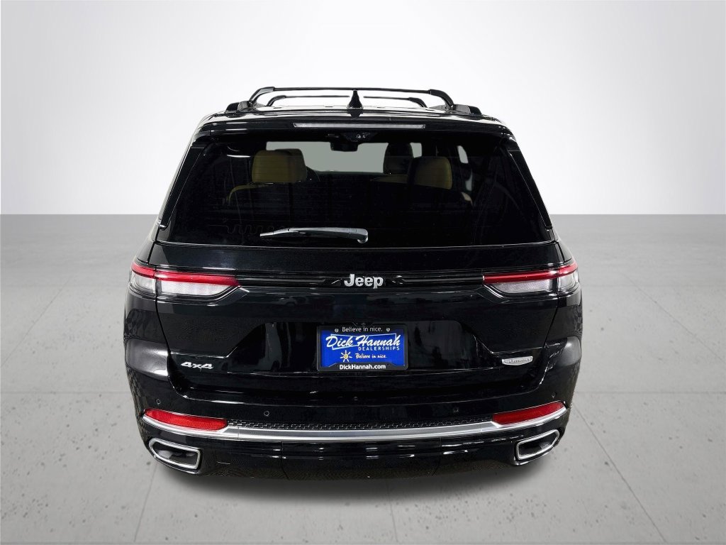 Used 2023 Jeep Grand Cherokee Summit AWD/4WD image 7