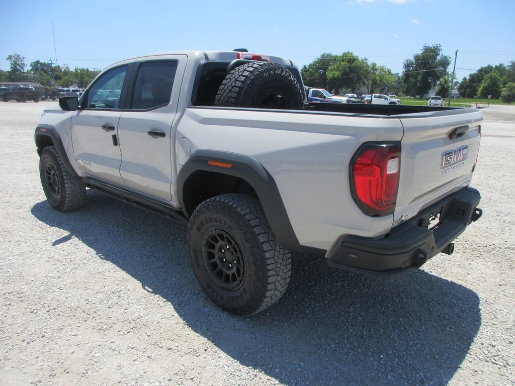 New 2026 GMC Canyon AT4X w/ AT4X AEV Edition AWD/4WD image 9