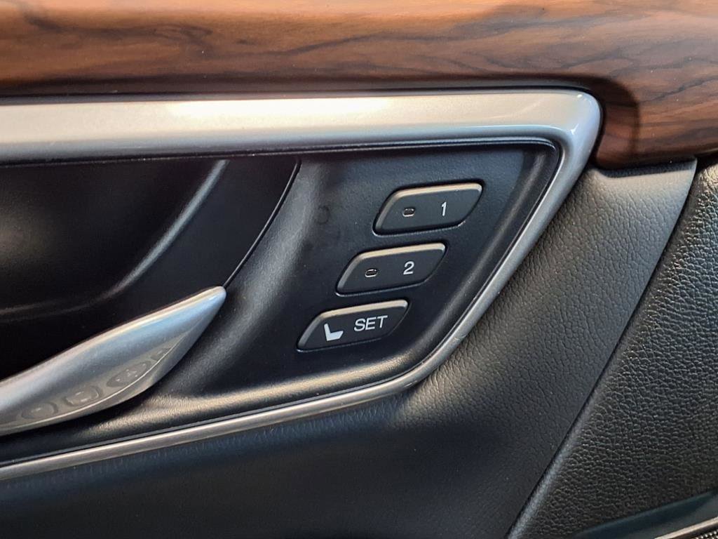 Used 2022 Honda CR-V Touring image 19