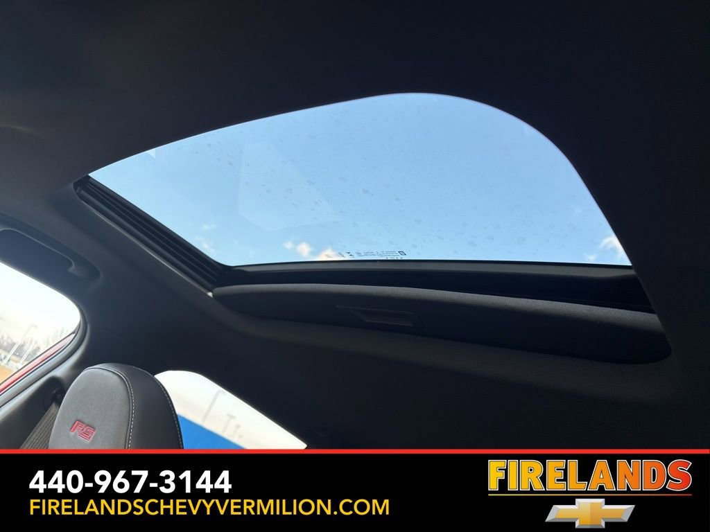 New 2026 Chevrolet Trax RS w/ Sunroof Package image 3