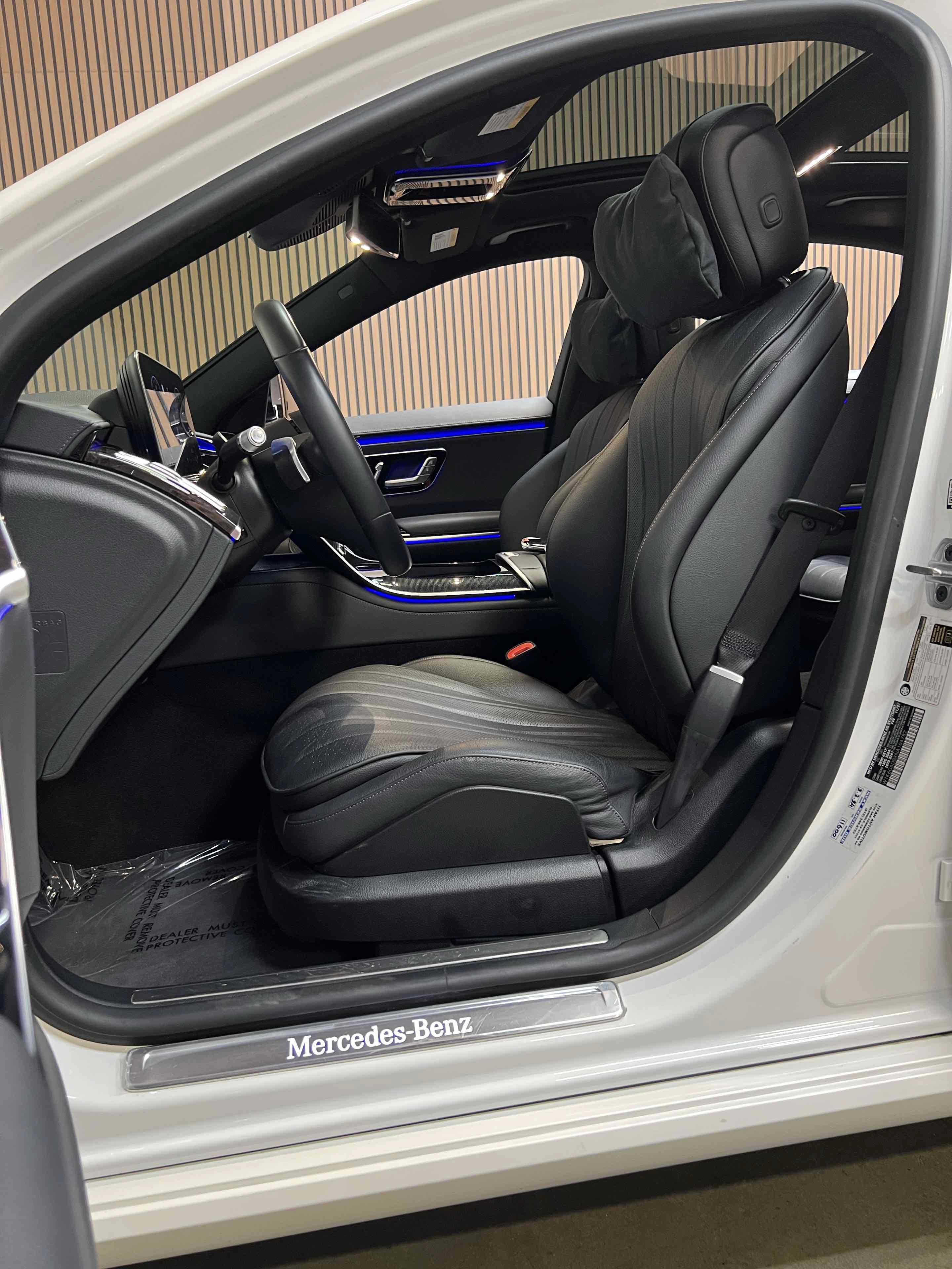 Used 2022 Mercedes-Benz S 500 4MATIC image 32