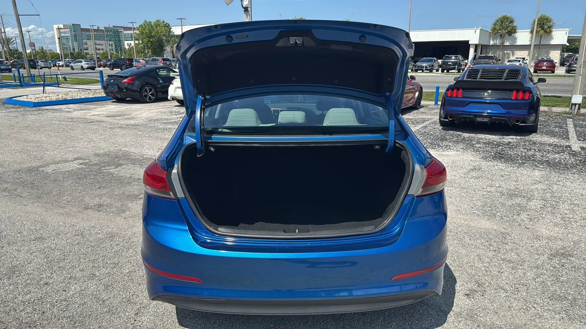 Used 2018 Hyundai Elantra SEL image 10