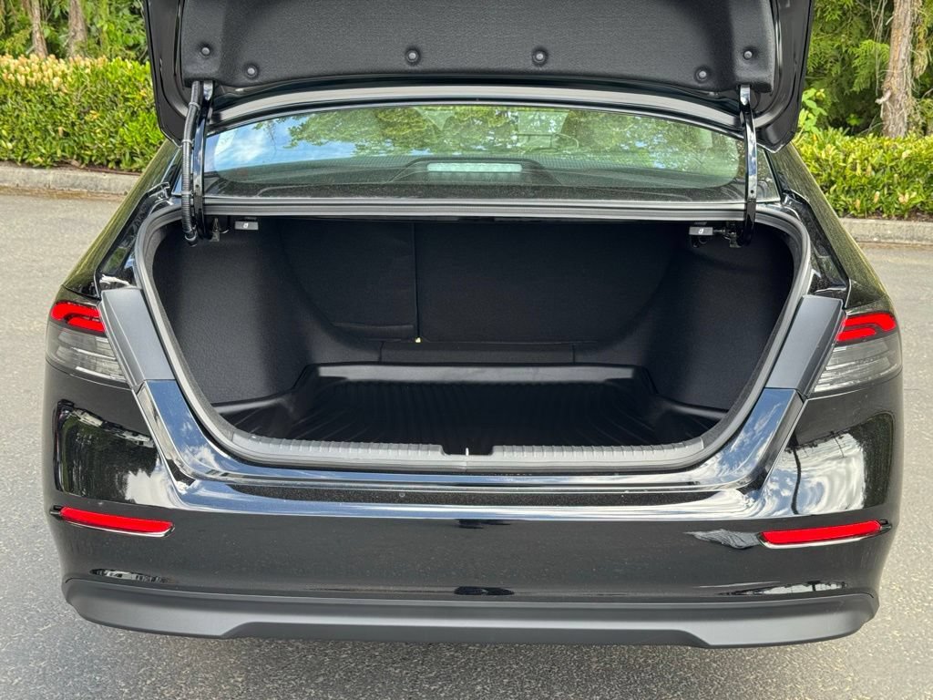 Certified 2026 Honda Accord SE image 21