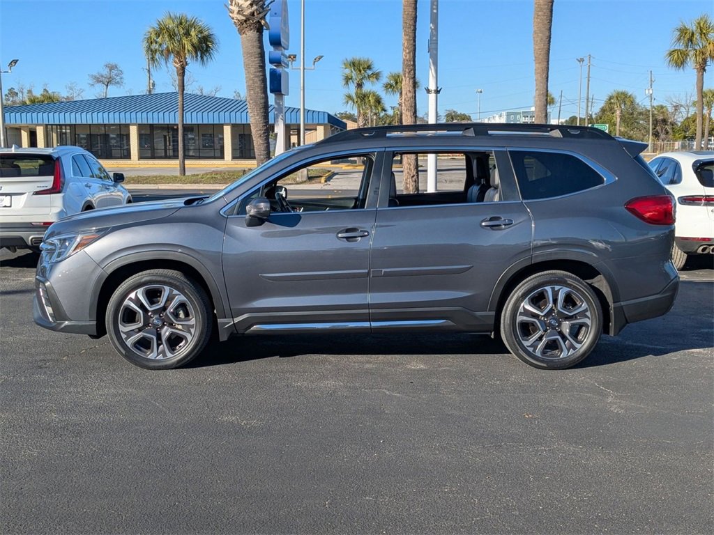 Used 2023 Subaru Ascent Limited image 9