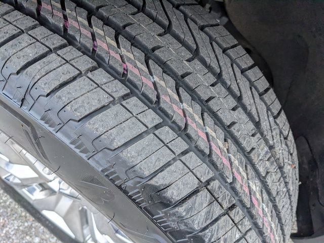 Used 2020 GMC Sierra 1500 SLT w/ SLT Premium Package image 35